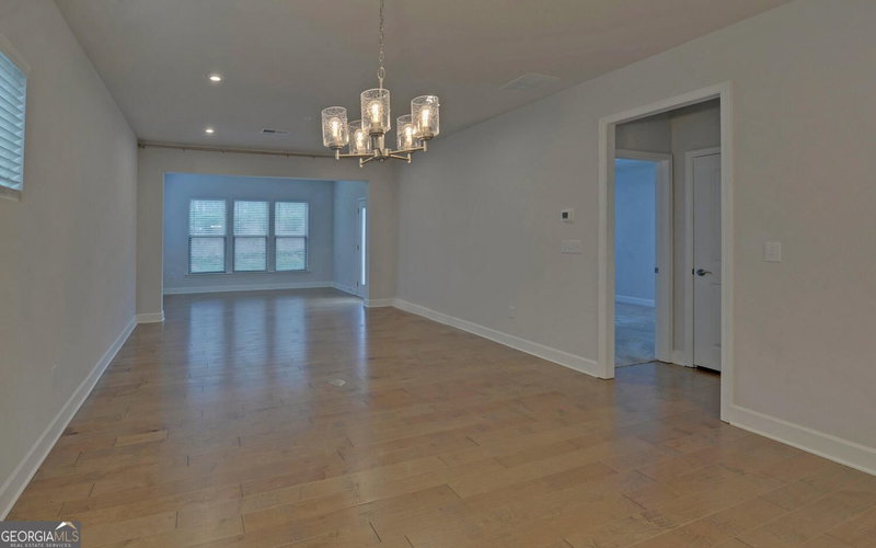 Photo 8 of 5989 Rollingwood Way
