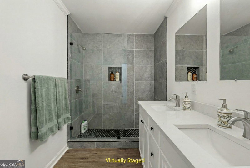 Photo 31 of 5302 Greenway Drive