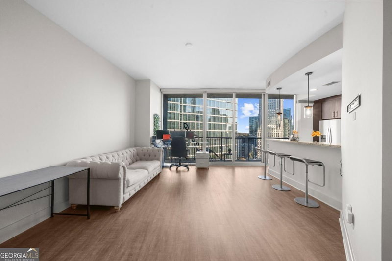 Photo 2 of 1080 PEACHTREE Street NE #1408