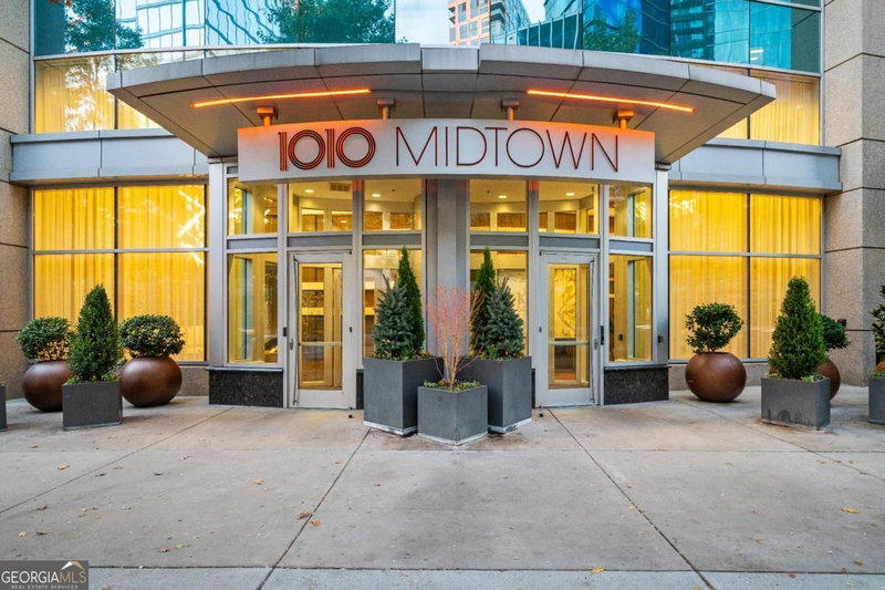 Photo 17 of 1080 PEACHTREE Street NE #1408