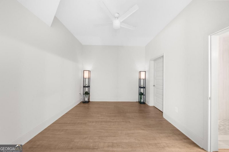 Photo 10 of 1080 PEACHTREE Street NE #1408