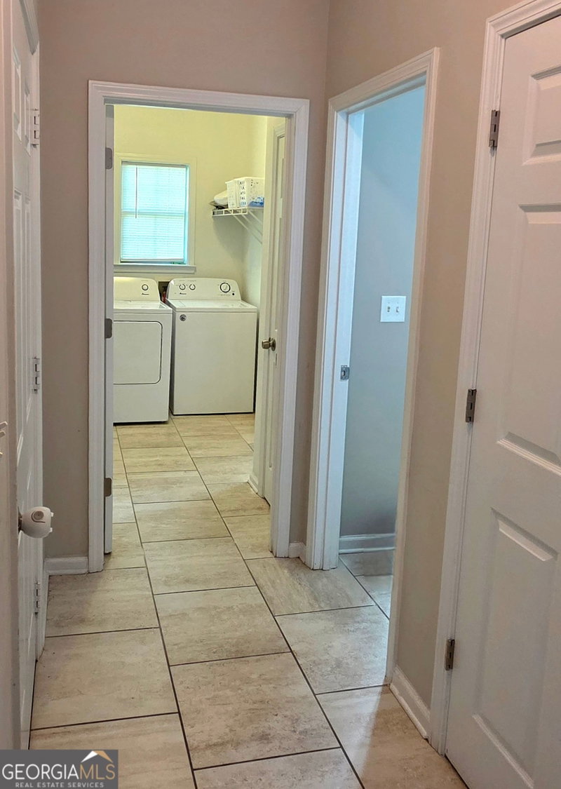 Photo 11 of 3117 Fairmond Court