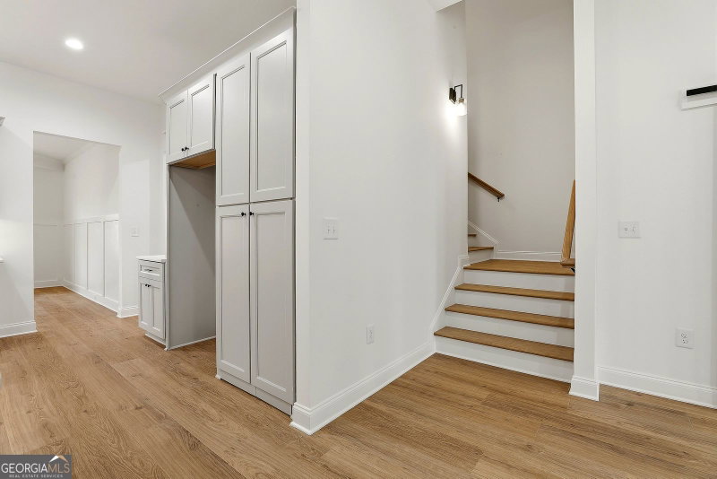 Photo 31 of 204 Tattersall Way #5-98