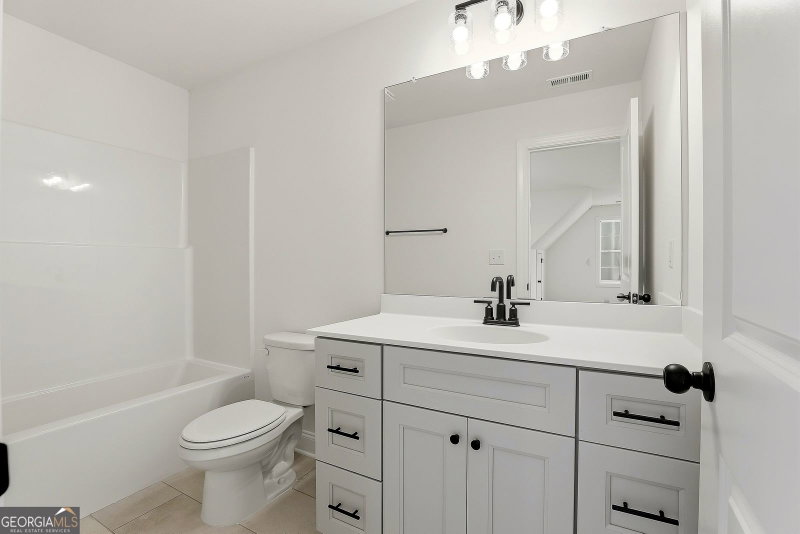 Photo 34 of 204 Tattersall Way #5-98