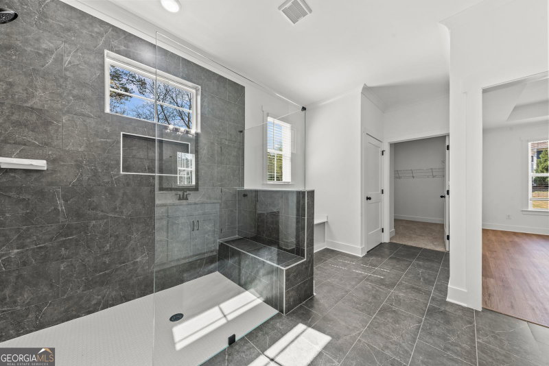 Photo 19 of 1010 Mid-Mashie Way