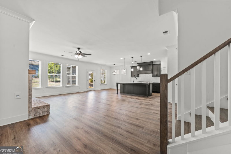 Photo 21 of 1010 Mid-Mashie Way