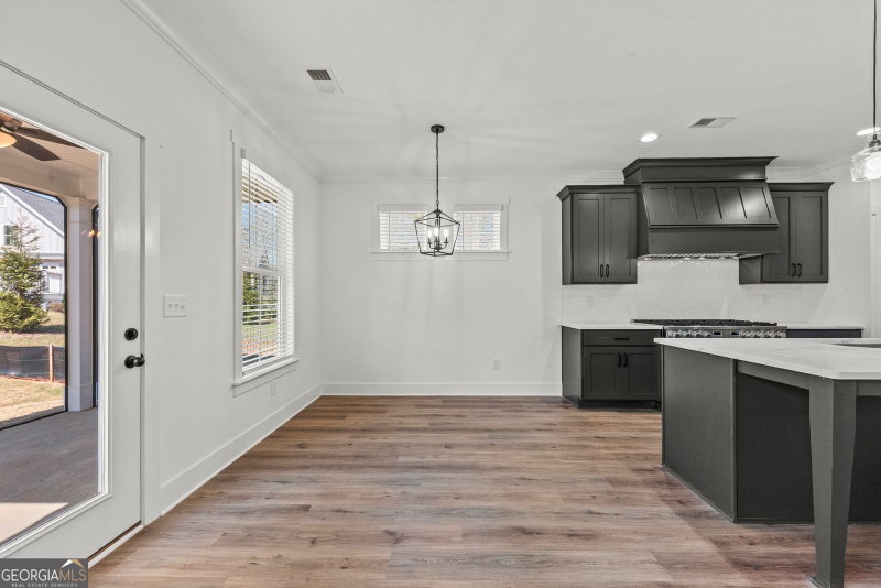 Photo 26 of 1010 Mid-Mashie Way