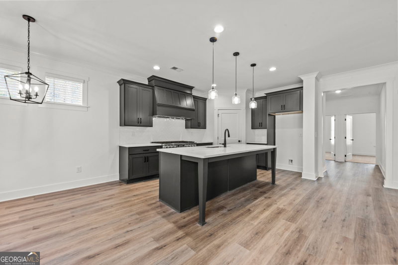 Photo 27 of 1010 Mid-Mashie Way