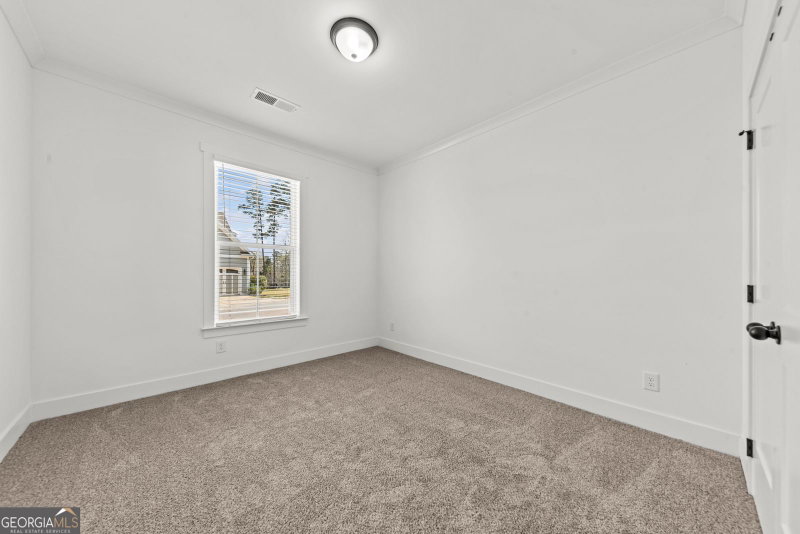 Photo 36 of 1010 Mid-Mashie Way