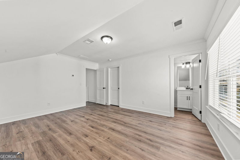 Photo 39 of 1010 Mid-Mashie Way