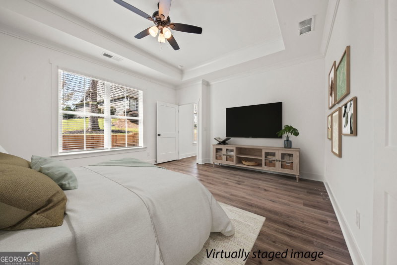 Photo 5 of 1070 Brassie Lane