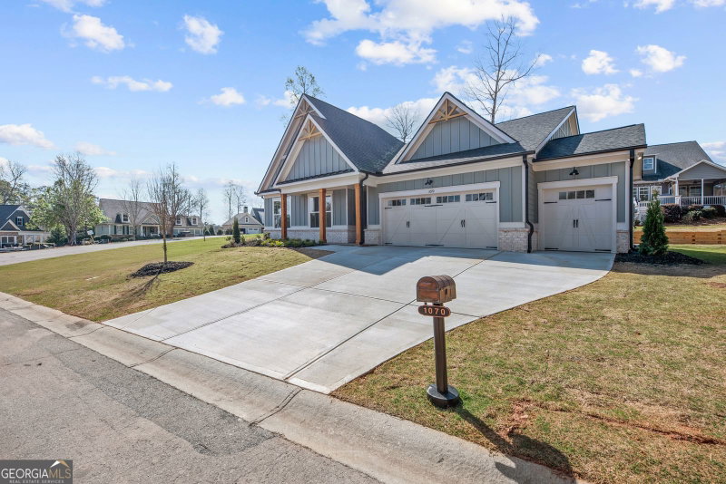 Photo 46 of 1070 Brassie Lane