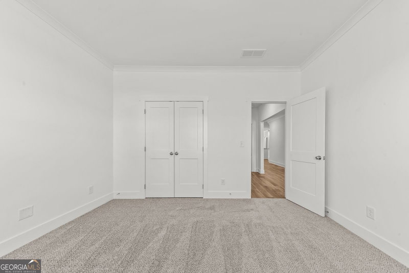 Photo 8 of 1111 Silverton Drive