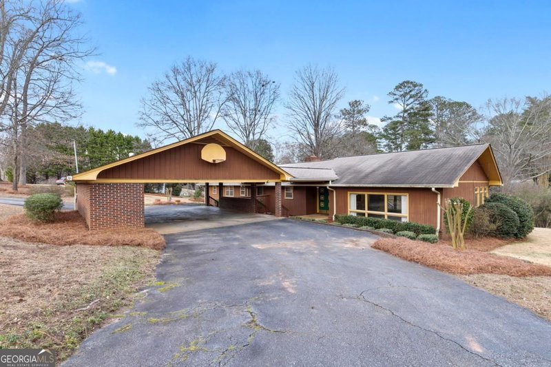 571 Greenvalley Drive