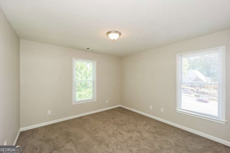 Photo 14 of 1112 Smith Street