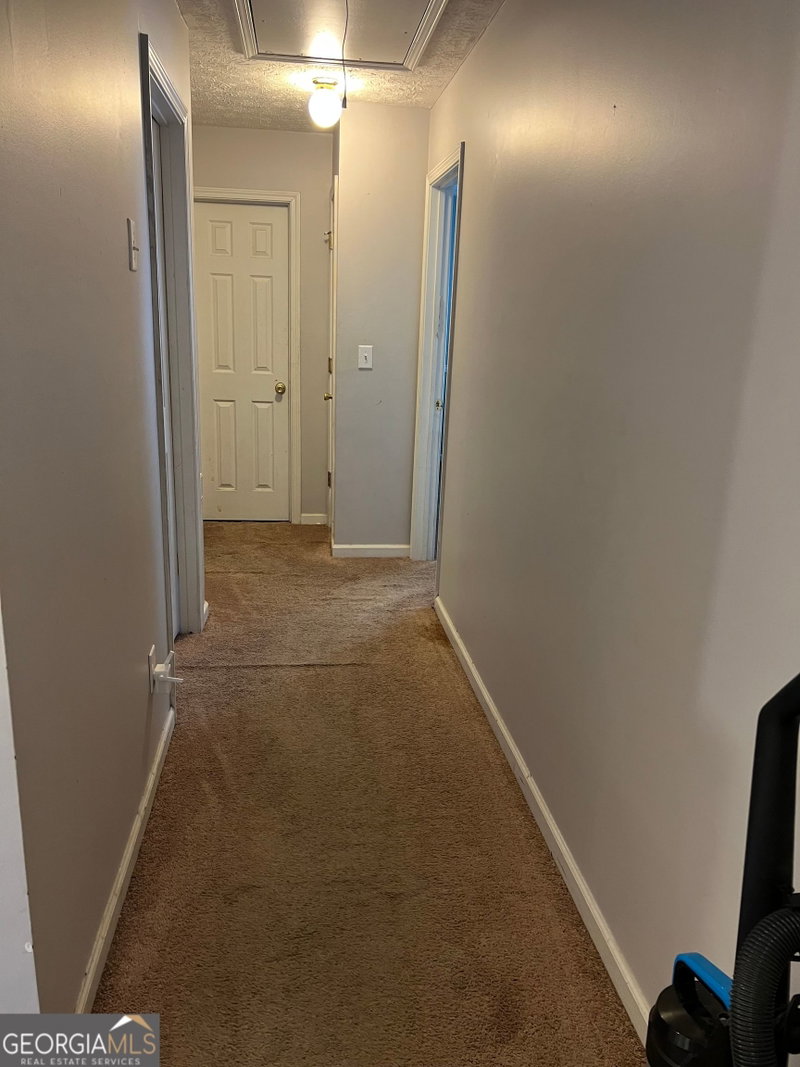 Photo 18 of 232 Rockingham Drive