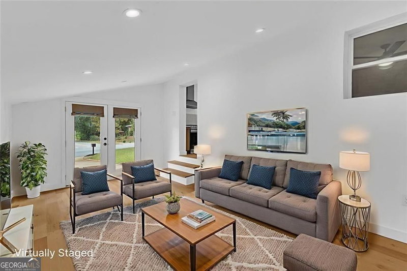 Photo 12 of 1265 Calhoun Avenue