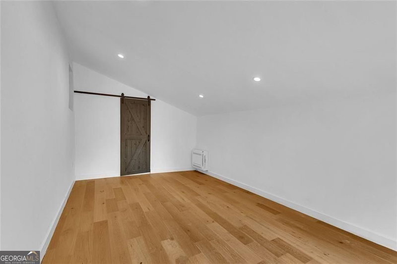 Photo 15 of 1265 Calhoun Avenue