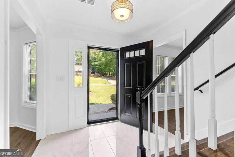 Photo 5 of 103 Sherbrooke Way
