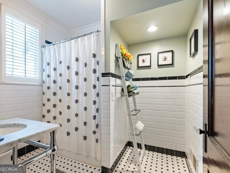 Photo 15 of 107 Church Street