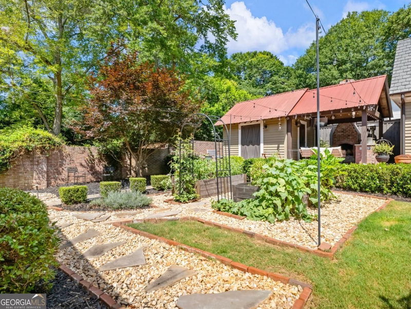 Photo 6 of 107 Church Street