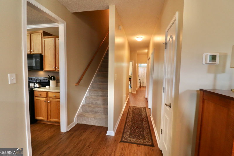 Photo 34 of 190 Roundtree Way