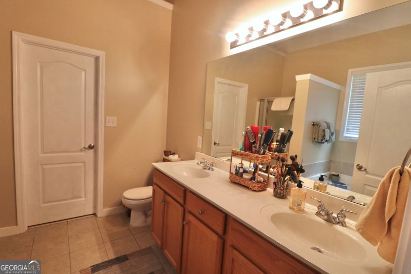 Photo 42 of 190 Roundtree Way