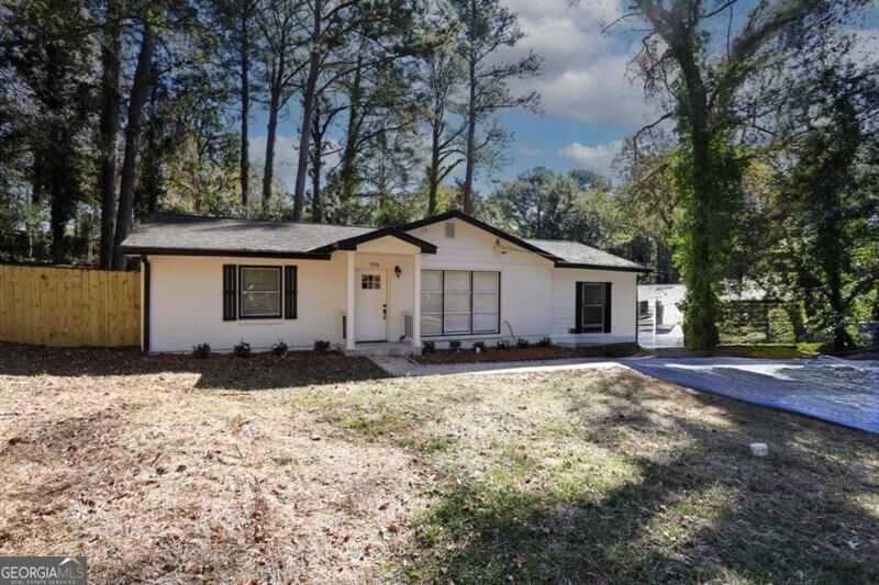 1508 Peachcrest Road