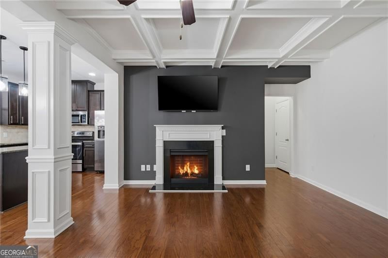 Photo 6 of 1697 Paxton Lane SW