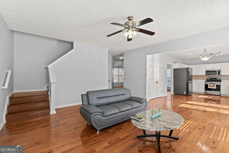 Photo 16 of 744 Winbrook Drive