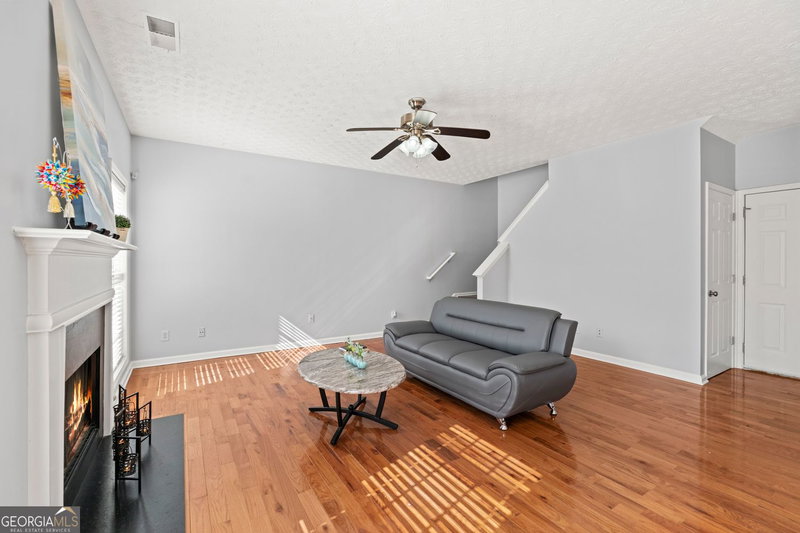 Photo 17 of 744 Winbrook Drive