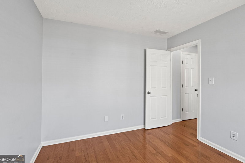 Photo 34 of 744 Winbrook Drive