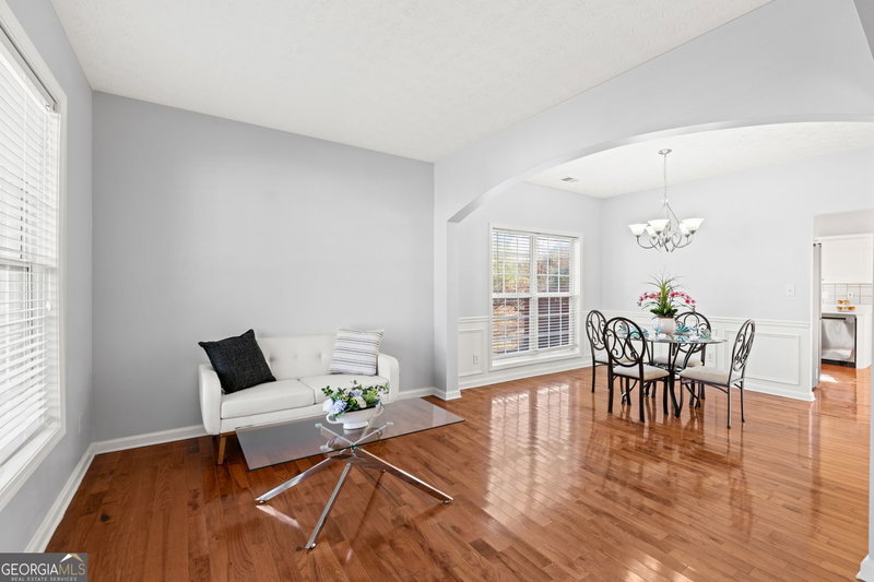 Photo 7 of 744 Winbrook Drive