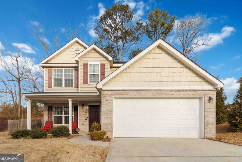 1562 Pointe South Circle