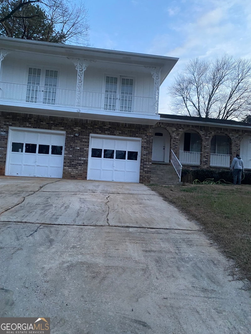 3883 Grand Pines Drive