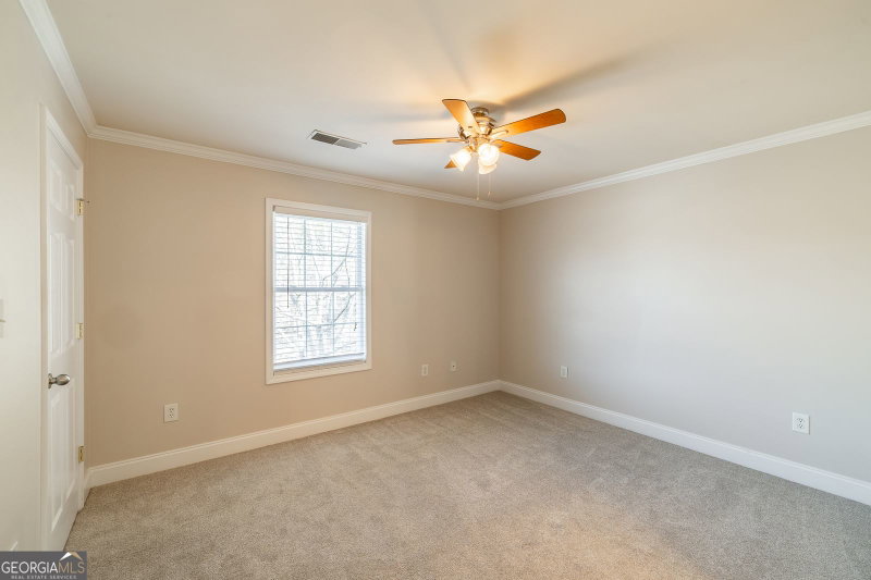 Photo 15 of 105 Whitehead Road #21