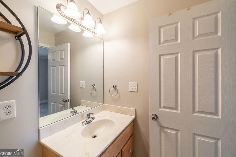 Photo 18 of 105 Whitehead Road #21