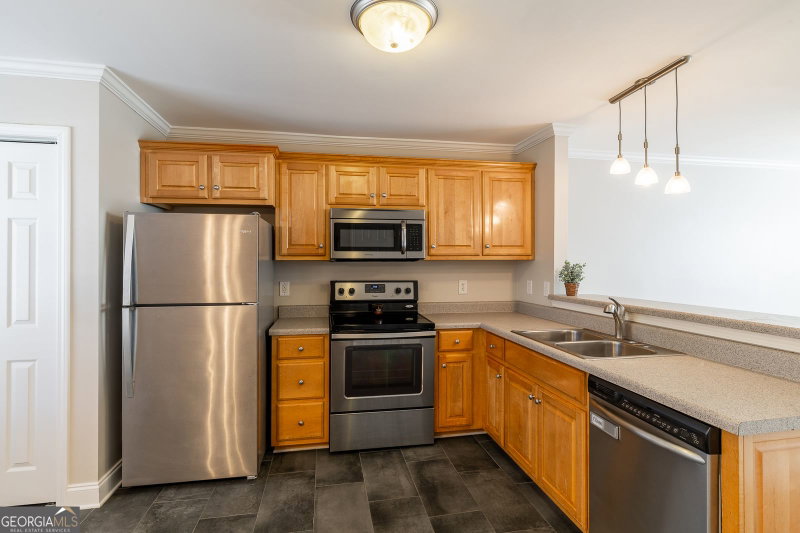 Photo 11 of 105 Whitehead Road #21