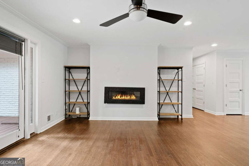 Photo 12 of 3363 Briarcliff Road NE