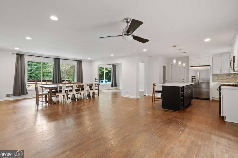 Photo 14 of 3363 Briarcliff Road NE