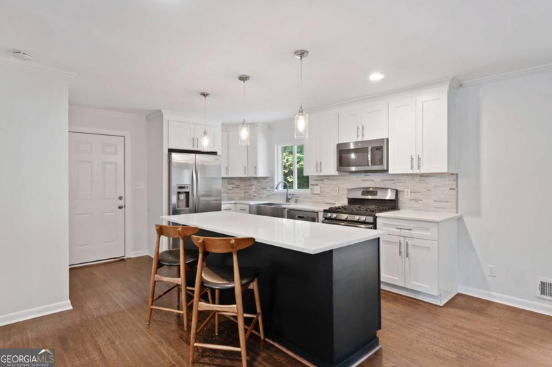 Photo 15 of 3363 Briarcliff Road NE