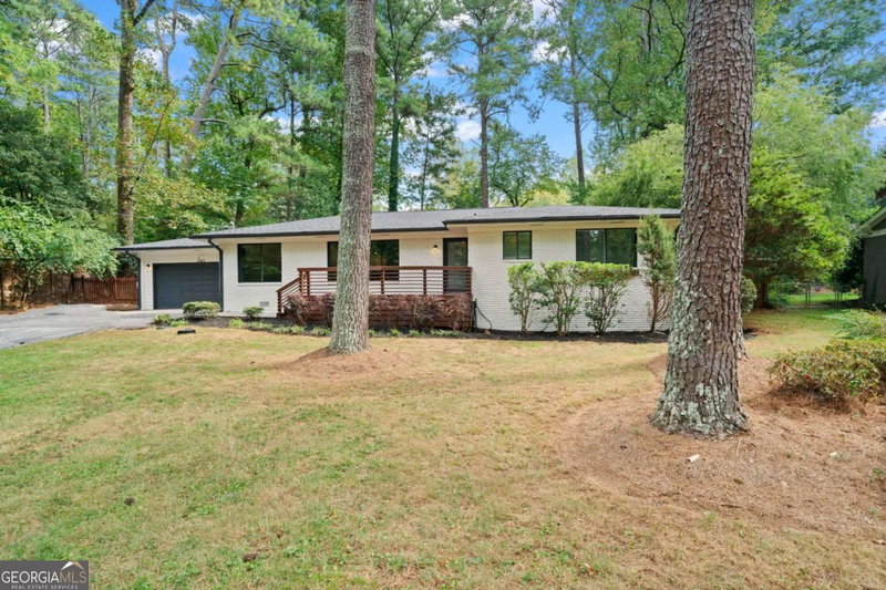 Photo 3 of 3363 Briarcliff Road NE