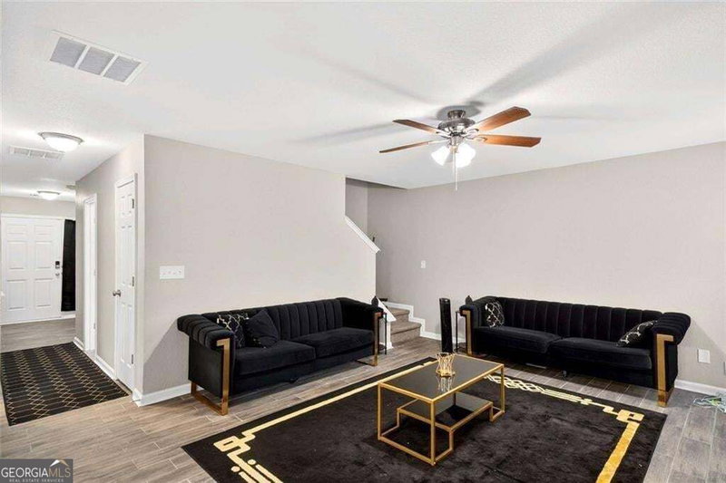 Photo 6 of 4406 Ravenwood Drive