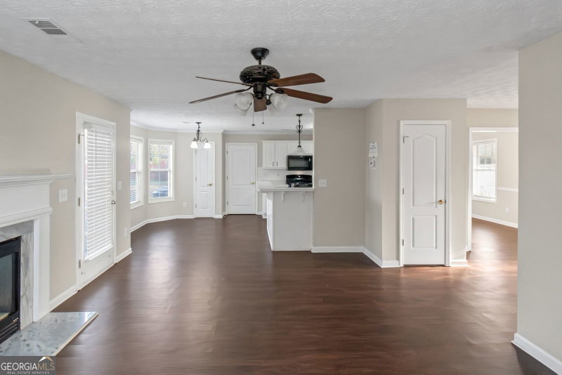 Photo 7 of 112 Wyckliffe Drive