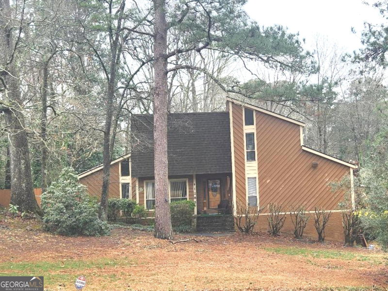 1285 Halter Lane