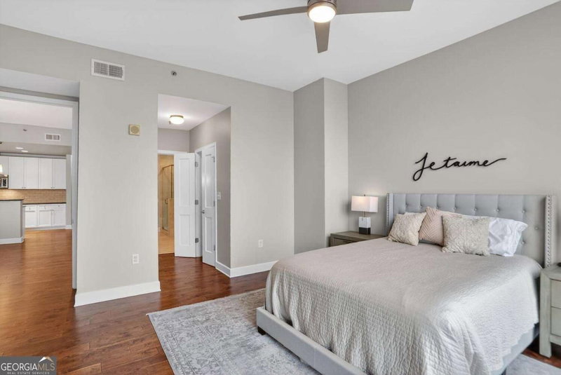 Photo 28 of 2795 Peachtree Road NE #1509