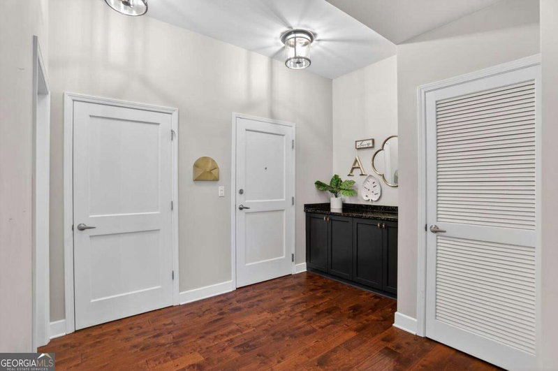 Photo 36 of 2795 Peachtree Road NE #1509