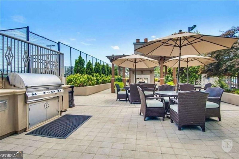 Photo 48 of 2795 Peachtree Road NE #1509
