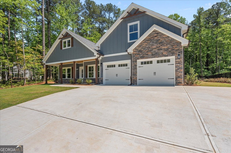 Photo 5 of 10041 Lakeview Parkway