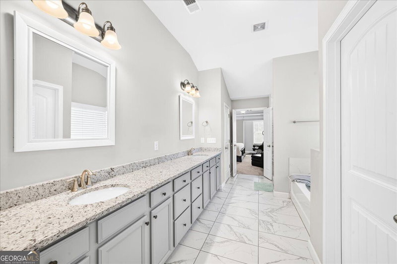 Photo 33 of 2920 Prestwood Drive